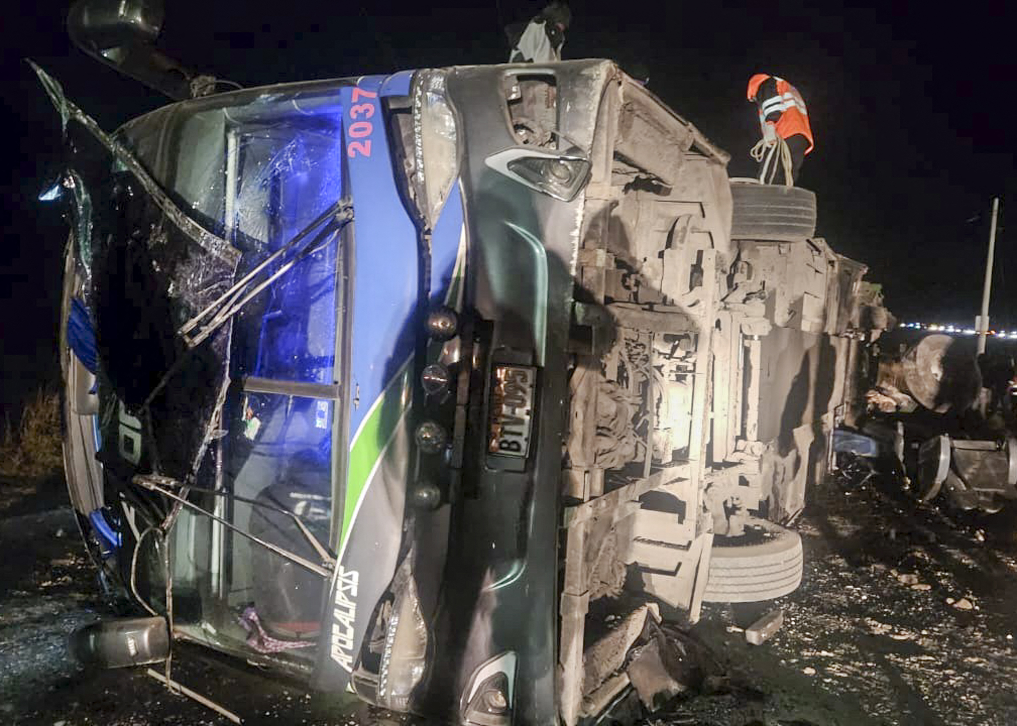At least 37 killed as bus plunges into ravine on Peru’s Andean highway